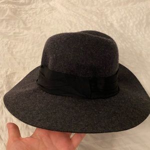 Zara Hat